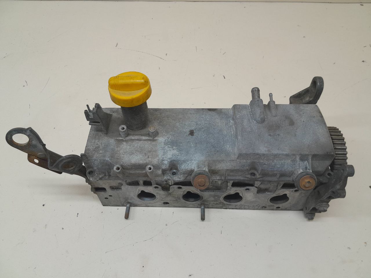 Головка блока цилиндров Renault Logan (1) 2005-2014 Головка блока цилиндров Renault Logan (1) 2005-2014
