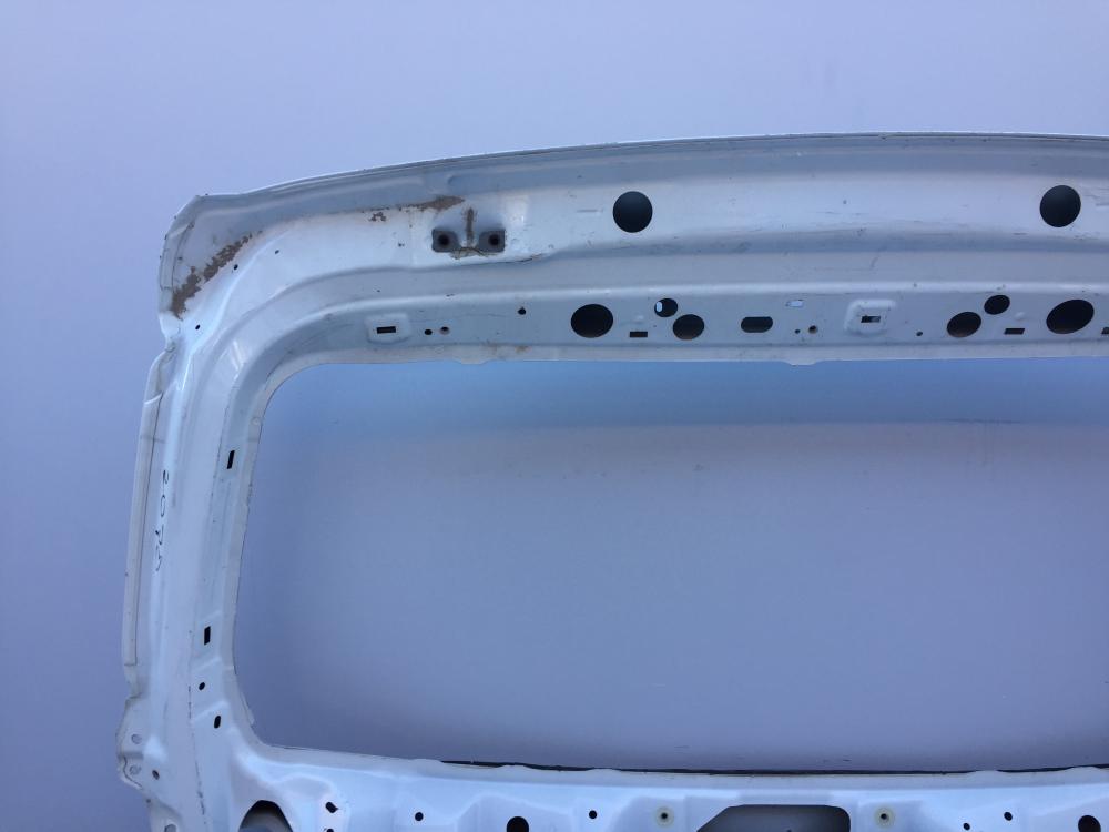 Дверь багажника Subaru Legacy Outback (B14) 2010-2014
