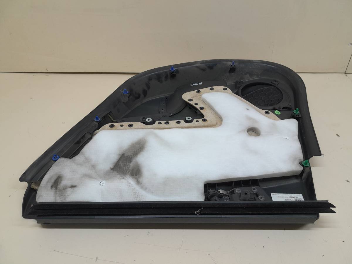 Обшивка двери задней левой Opel Astra J 2010-2017