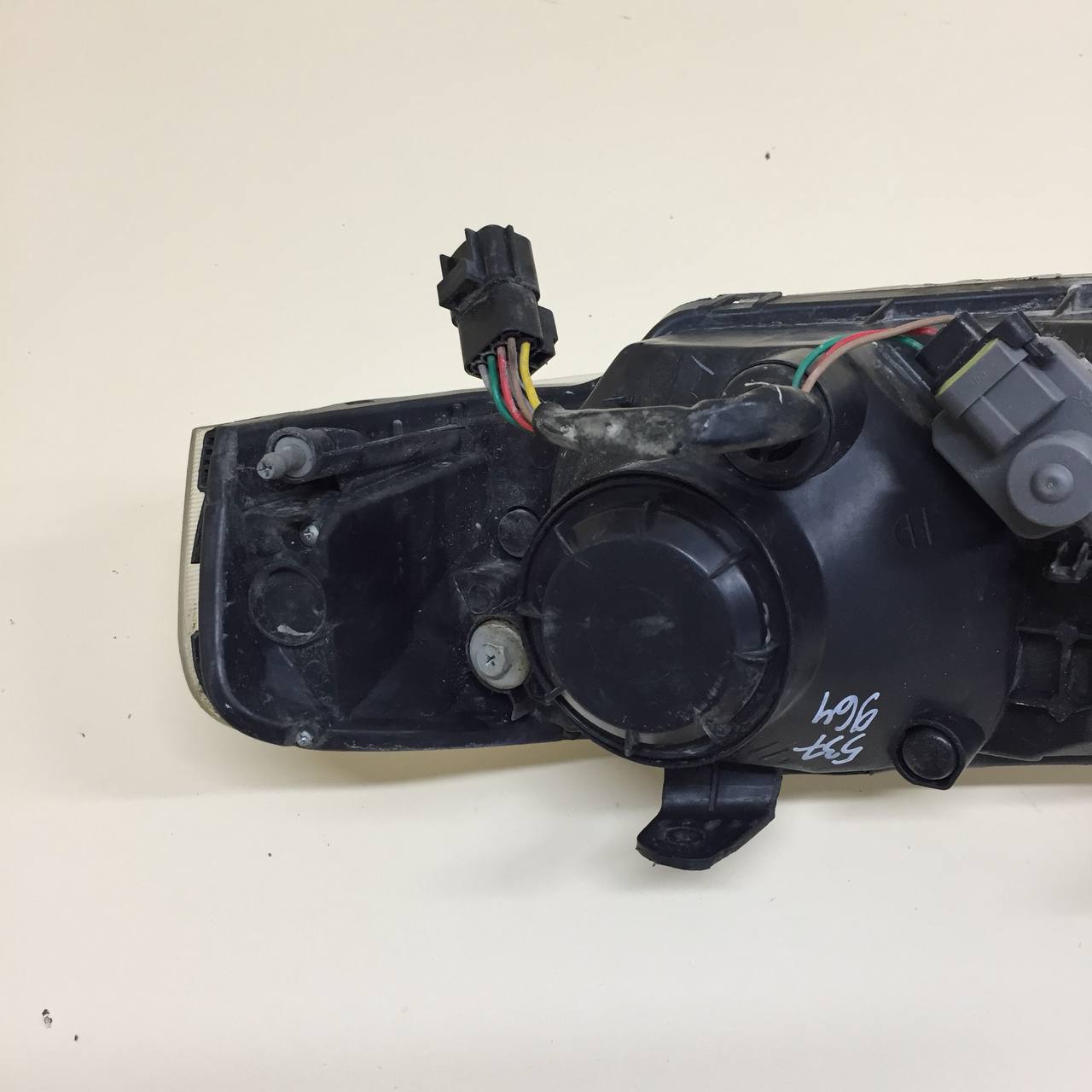 Фара правая Nissan Almera Classic (B10) 2006-2013 Фара правая Nissan Almera Classic (B10) 2006-2013