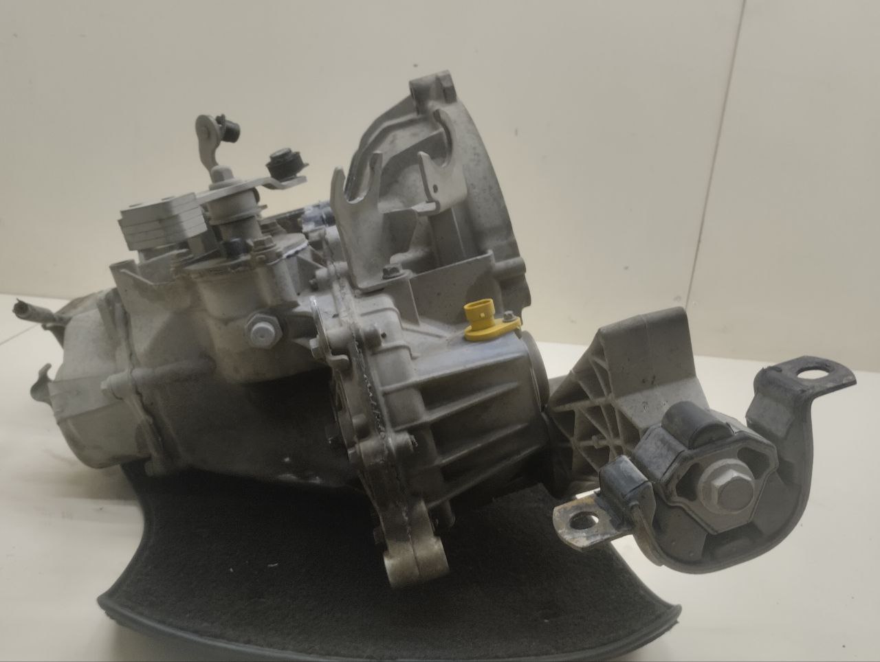 МКПП (механическая коробка переключения передач) Lada Granta 2011>