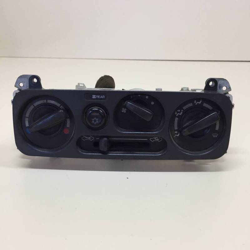 Блок управления отопителем Mitsubishi Pajero/Montero Sport (K9) 1997-2008