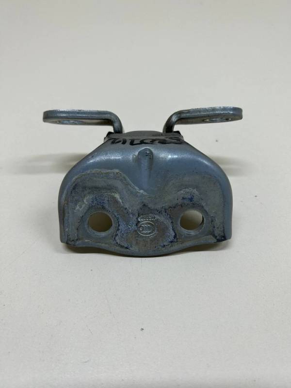 Петля двери передней правой нижняя Kia Venga (YN) 2010-2017