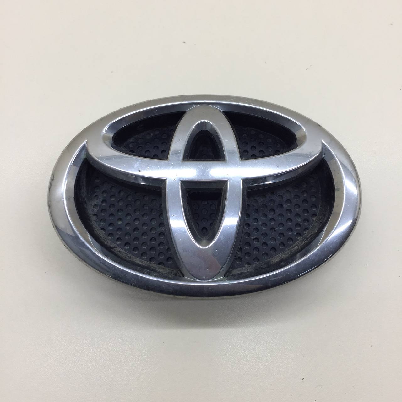 Эмблема Toyota Auris (E150) 2006-2012