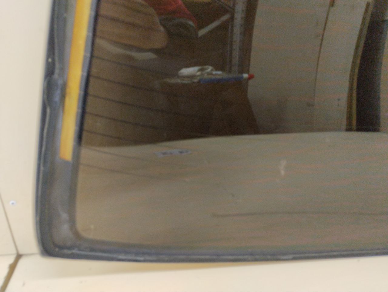 Стекло заднее Nissan Almera Classic (B10) 2006-2013 Стекло заднее Nissan Almera Classic (B10) 2006-2013