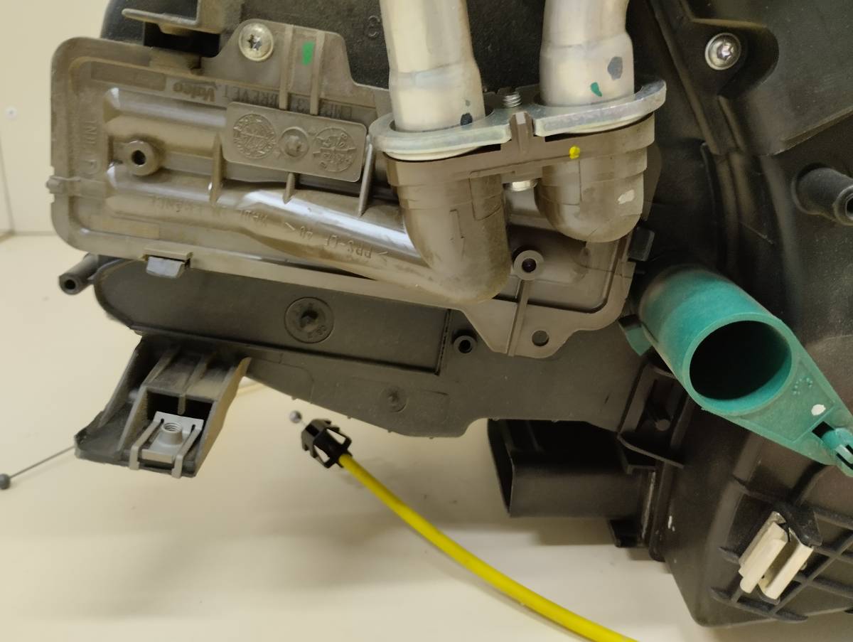 Корпус отопителя Renault Sandero 2009-2014