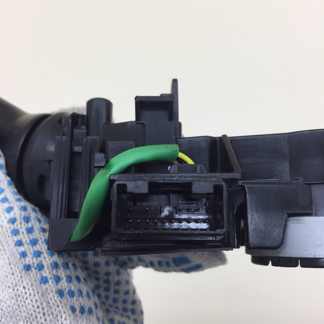 Переключатель поворотов подрулевой Toyota Rav 4 (A30) 2006-2013