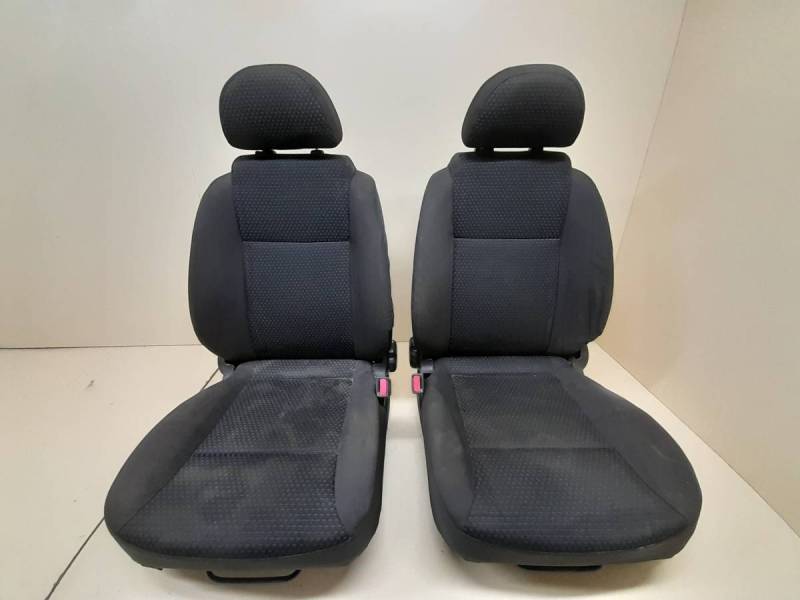 Сиденье (комплект) Chevrolet Aveo T200 2003-2008