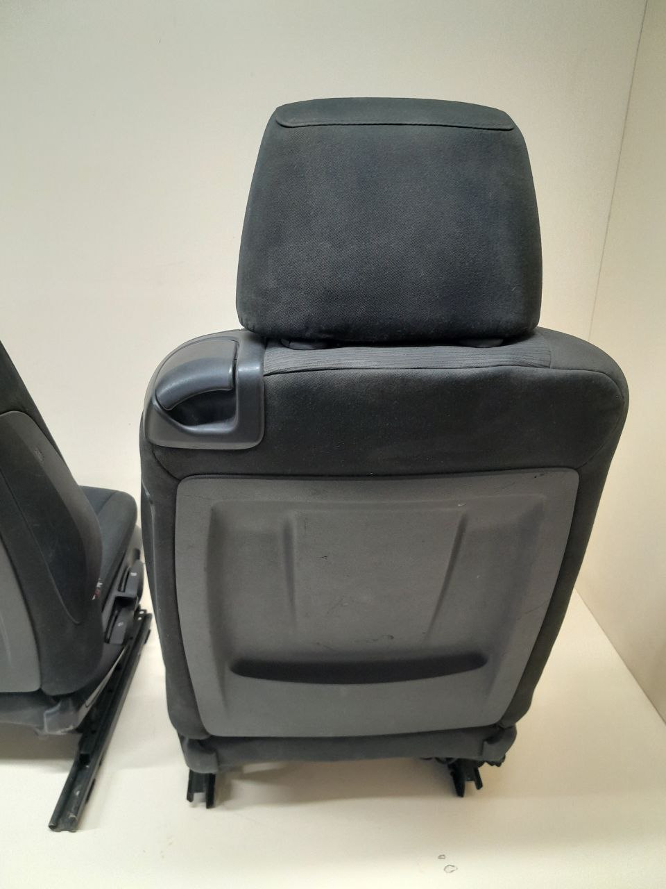 Сиденье (комплект) BMW 1-series E87/E81 2004-2011 Сиденье (комплект) BMW 1-series E87/E81 2004-2011