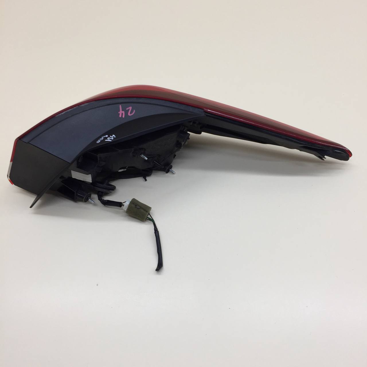 Фонарь задний наружный левый Hyundai Elantra (MD) 2011-2016