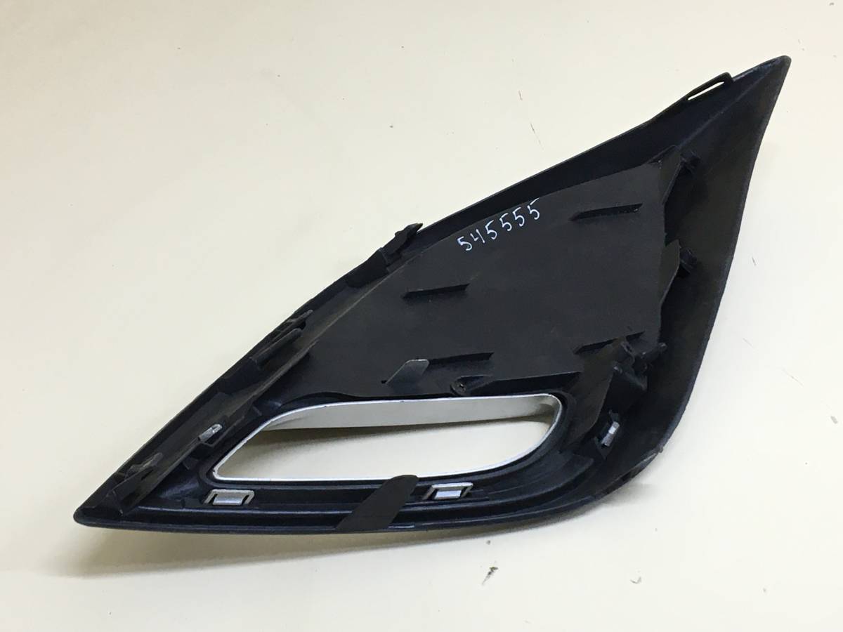 Решетка в бампер правая Mazda Mazda 3 (BL) 2009-2013