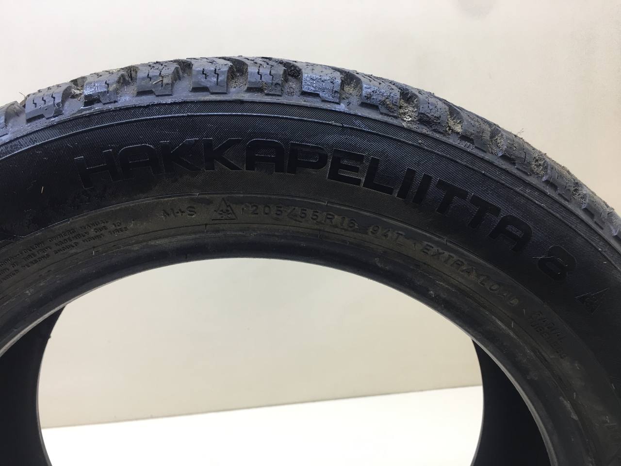 Шины R16 Зимние шипованные Nokian Hakkapelitta 8. 