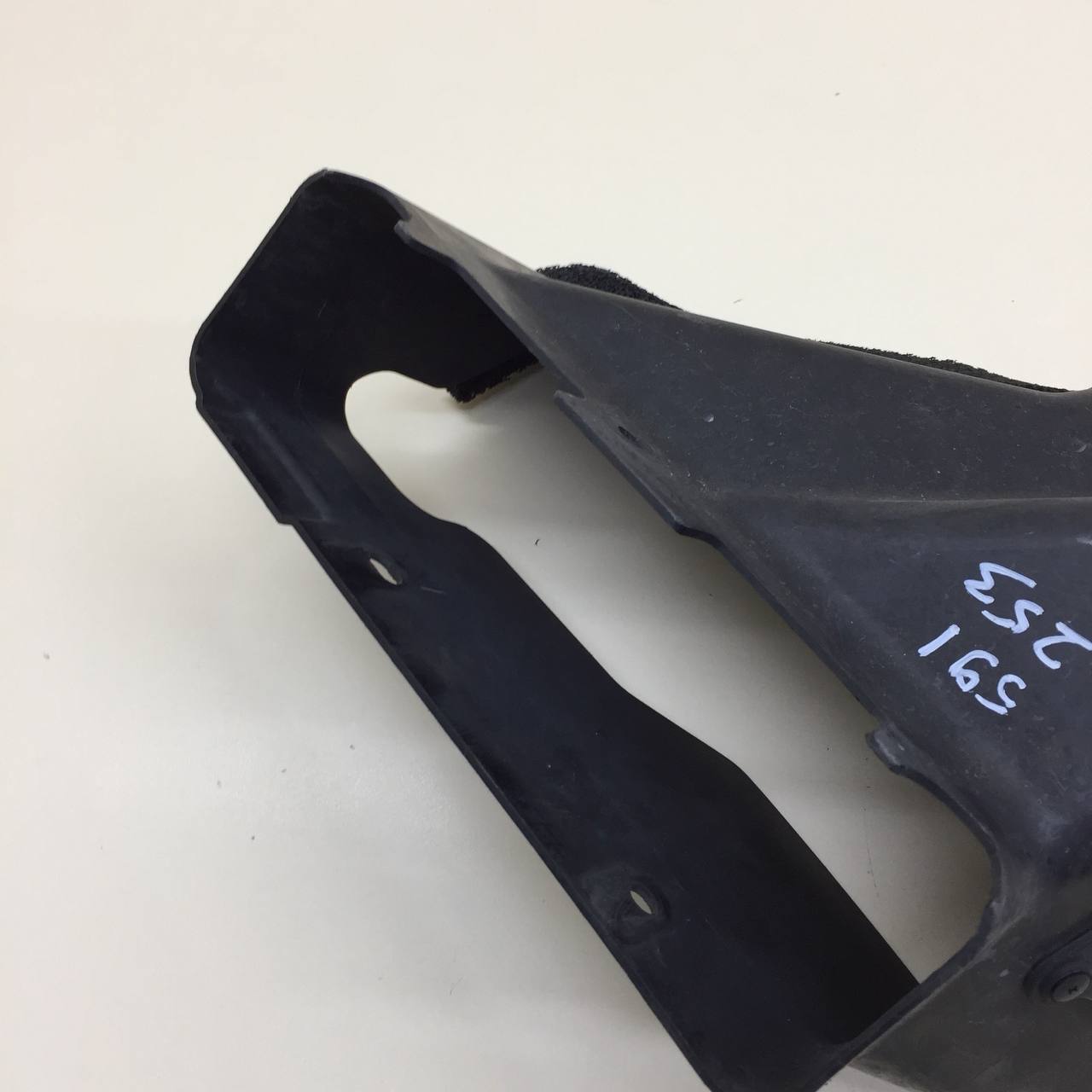 Воздухозаборник (наружный) Mazda Mazda 3 (BL) 2009-2013 Воздухозаборник (наружный) Mazda Mazda 3 (BL) 2009-2013