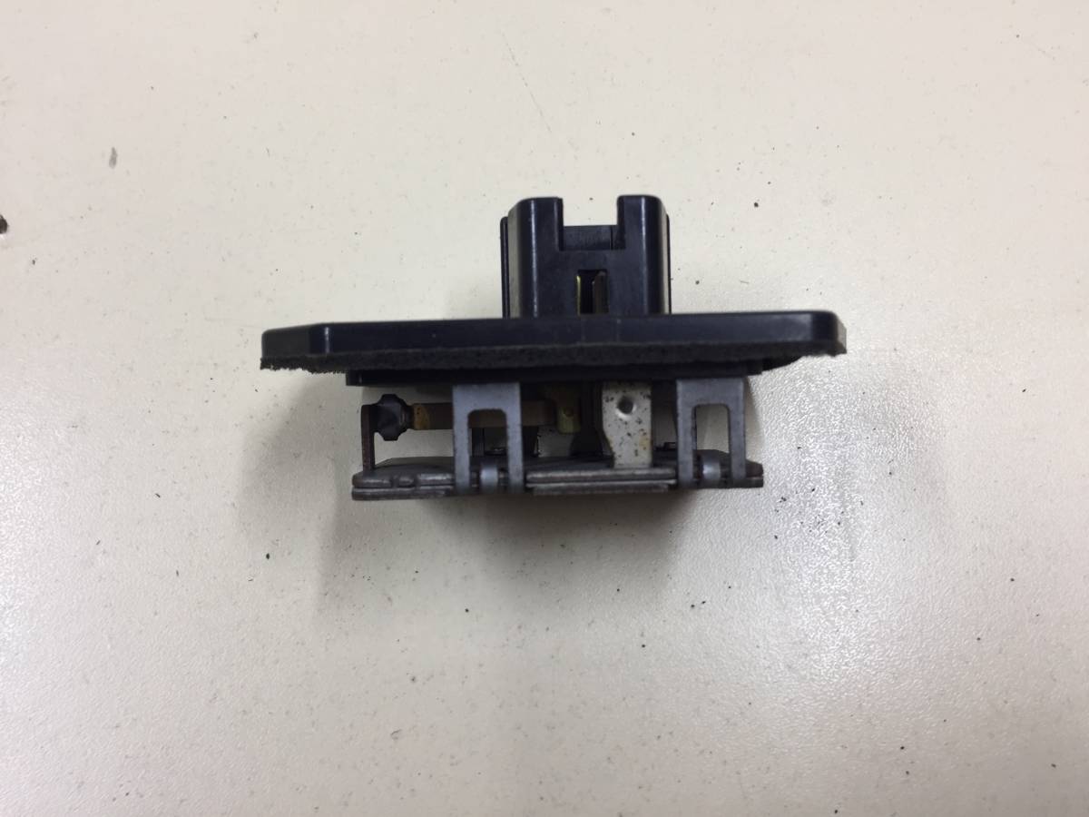 Резистор отопителя Toyota Corolla E150 2006-2013