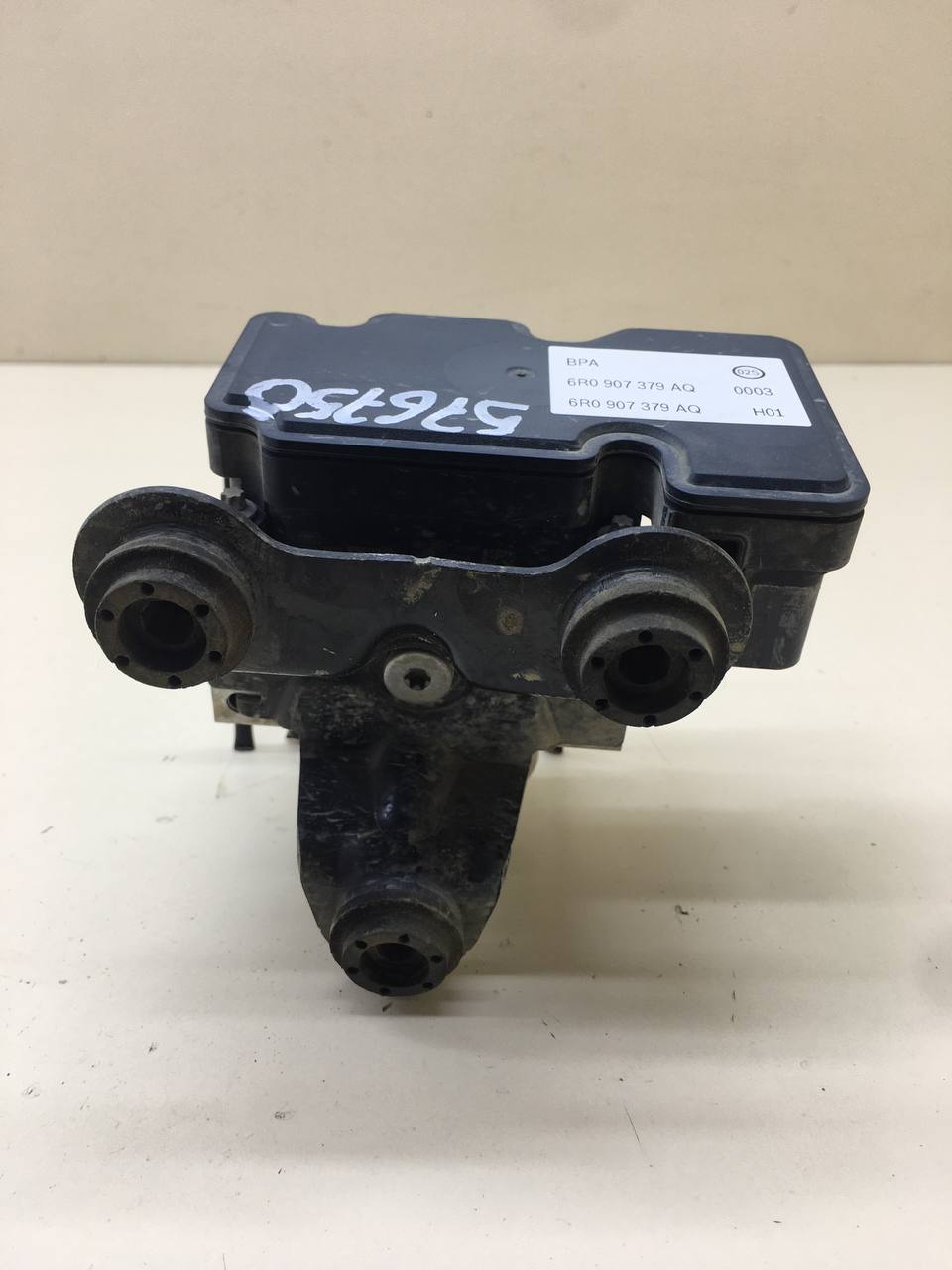 Блок ABS (насос) Volkswagen Polo (MK5) 2011-2020
