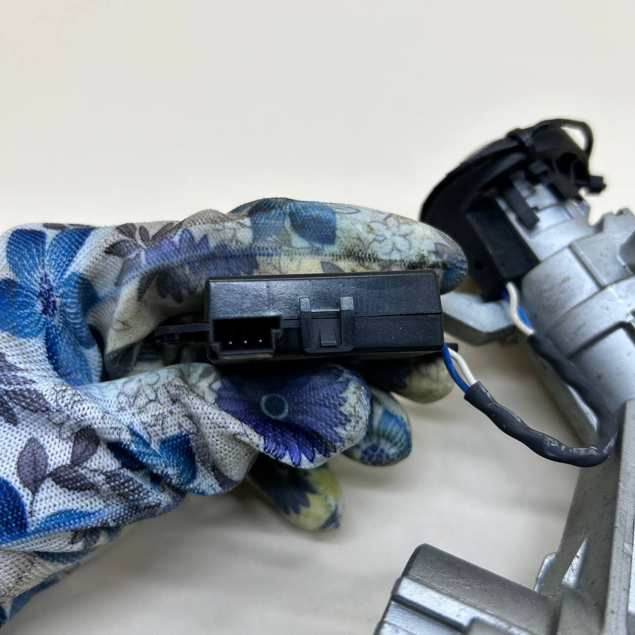 Замок зажигания Chevrolet Cruze (J300) 2009-2016