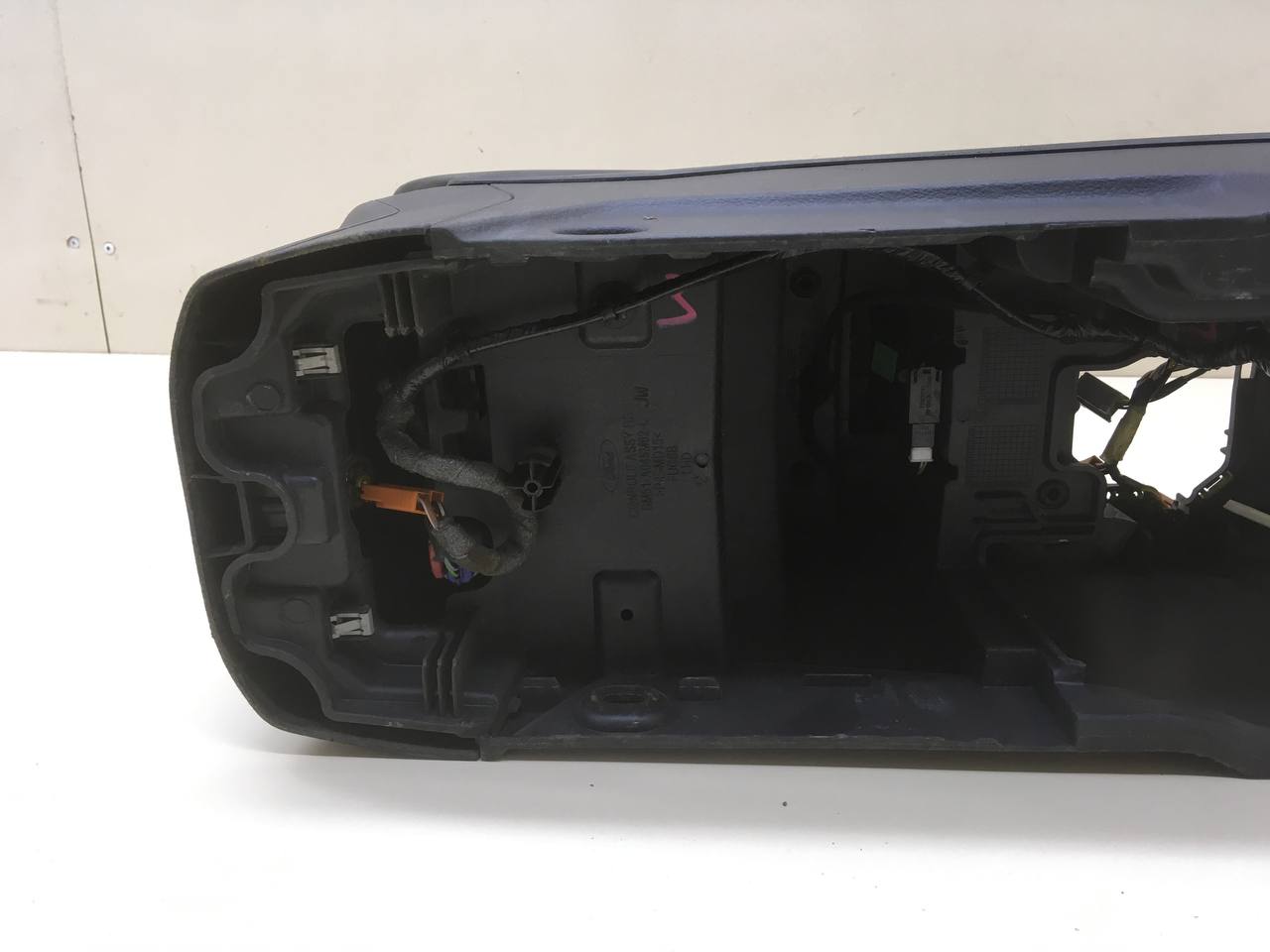 Консоль центральная Ford Focus 3 2011>