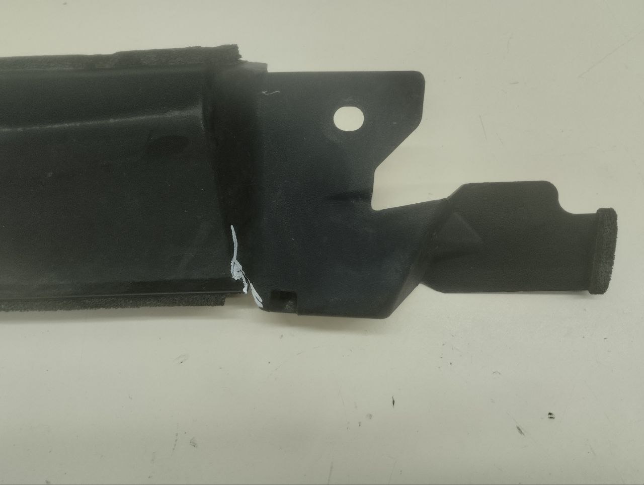 Пыльник (кузов наружные) Toyota Auris (E150) 2006-2012 Пыльник (кузов наружные) Toyota Auris (E150) 2006-2012