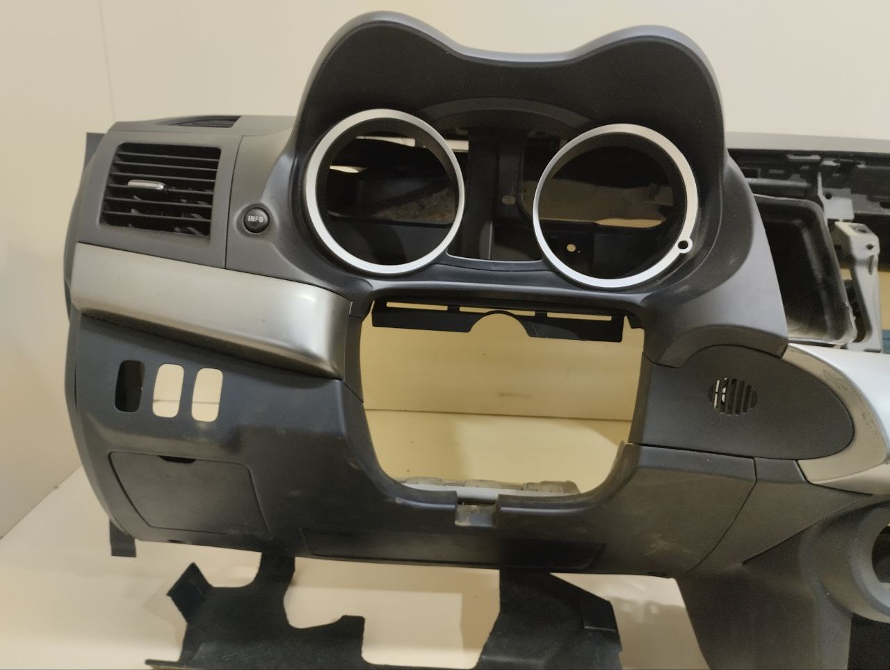 Подушка безопасности (комплект) Mitsubishi Lancer X (CX, CY) 2007> Подушка безопасности (комплект) Mitsubishi Lancer X (CX, CY) 2007>