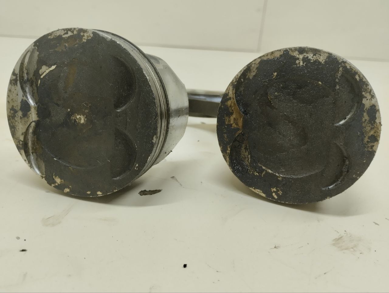 Поршень с шатуном Ford Focus 3 2011>