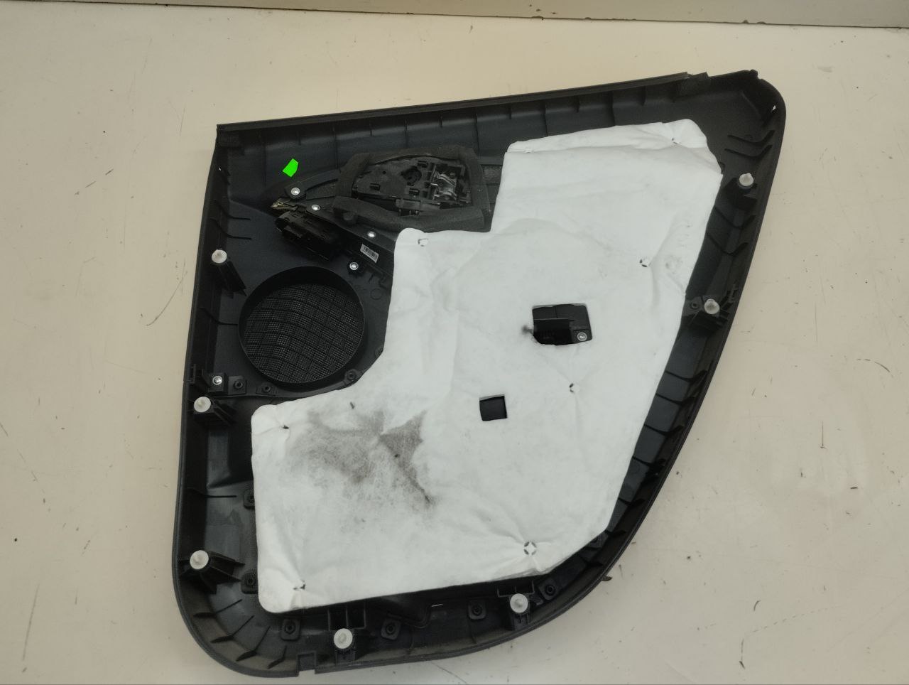 Обшивка двери задней левой Hyundai ix35 (LM) 2010-2015