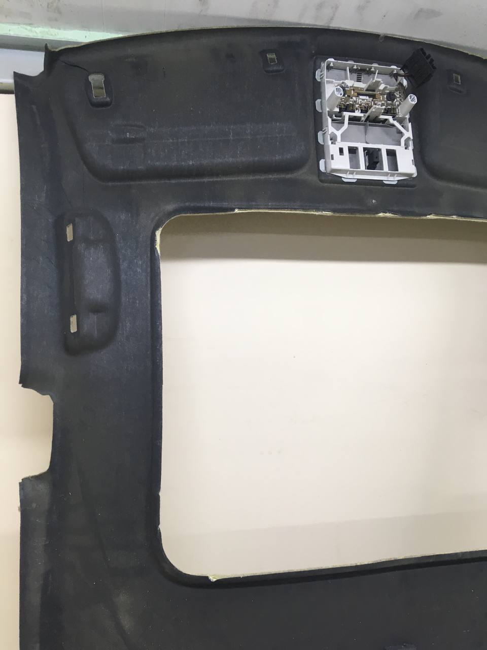 Обшивка потолка Opel Corsa (D) 2006-2015 Обшивка потолка Opel Corsa (D) 2006-2015