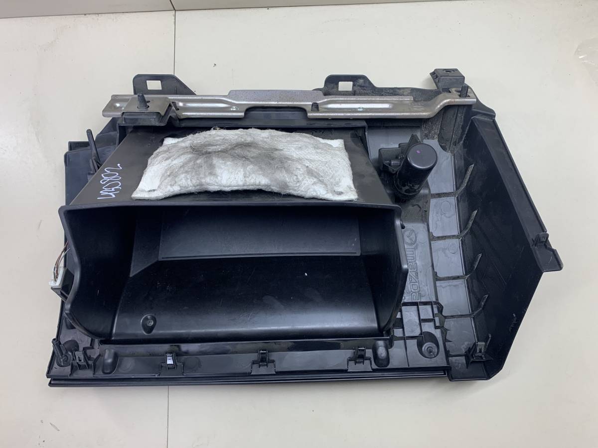Бардачок Mazda Mazda 6 (GJ) 2013-2022