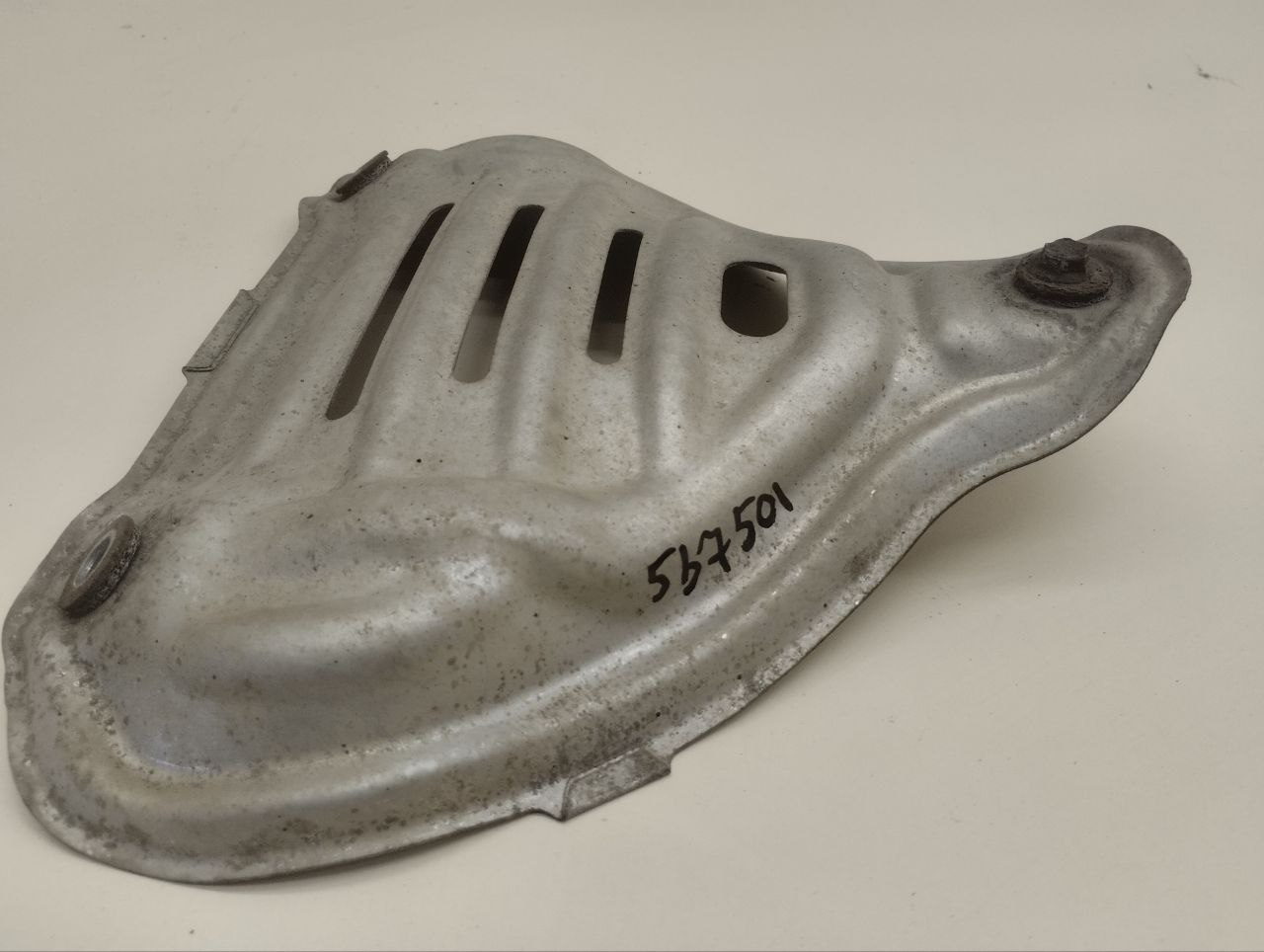 Экран тепловой Toyota Rav 4 (A30) 2006-2013 Экран тепловой Toyota Rav 4 (A30) 2006-2013