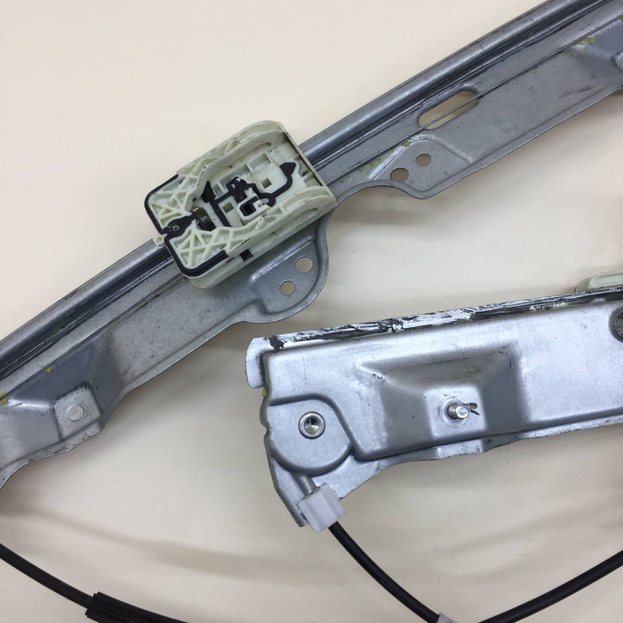 Стеклоподъемник электр. передний левый Jetour Dashing 2022>