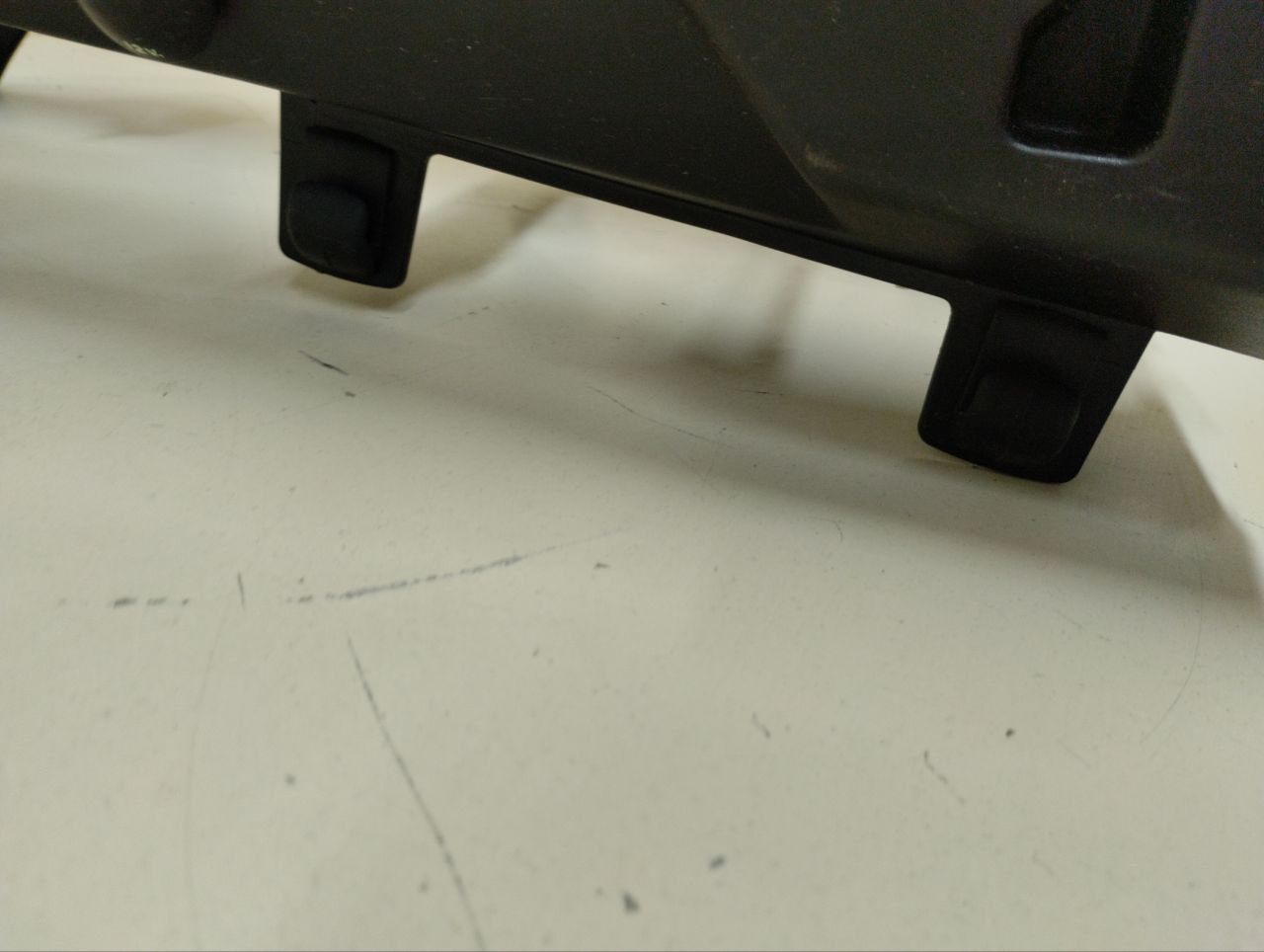 Держатель задней полки Peugeot 308 2007>