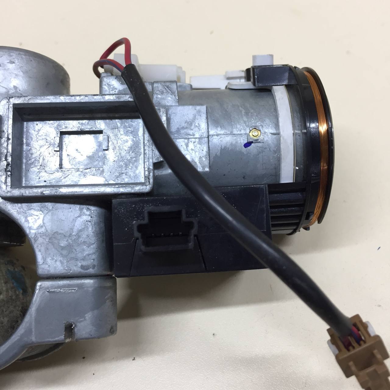 Замок зажигания Nissan Almera Classic (B10) 2006-2013 Замок зажигания Nissan Almera Classic (B10) 2006-2013