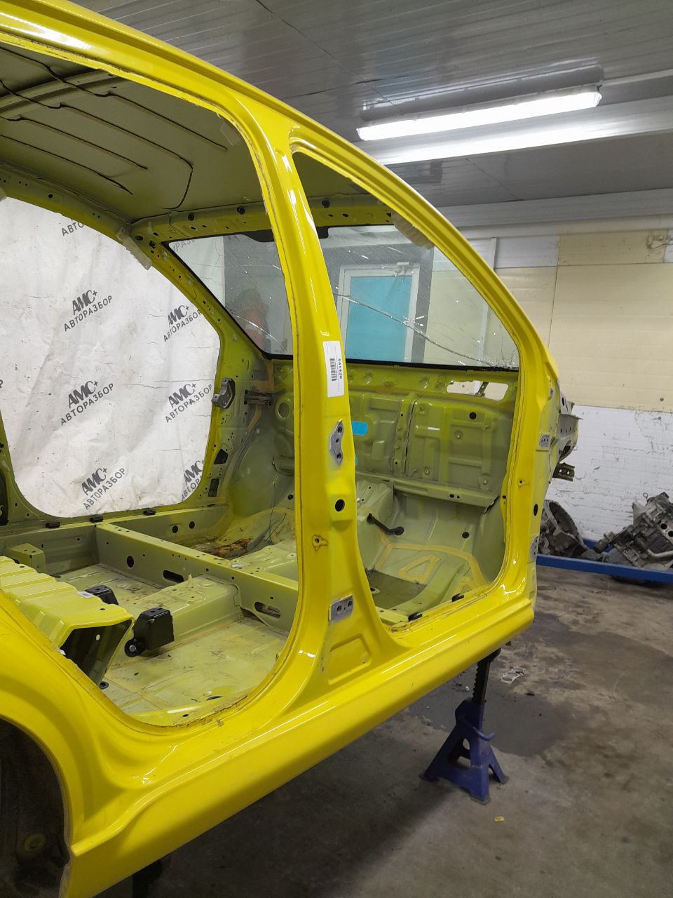 Порог со стойкой правый Peugeot 107 2006-2014 Порог со стойкой правый Peugeot 107 2006-2014