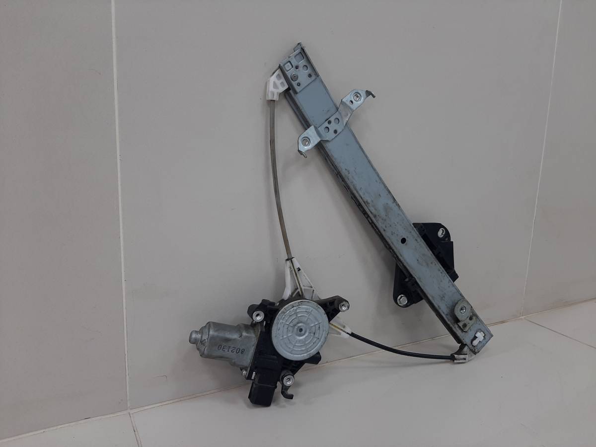 Стеклоподъемник электр. задний правый Subaru Impreza (G12) 2007-2012 Стеклоподъемник электр. задний правый Subaru Impreza (G12) 2007-2012