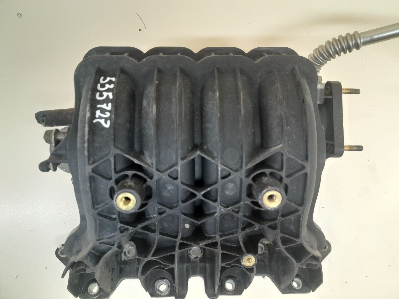 Коллектор впускной Chevrolet Aveo T200 2003-2008 Коллектор впускной Chevrolet Aveo T200 2003-2008