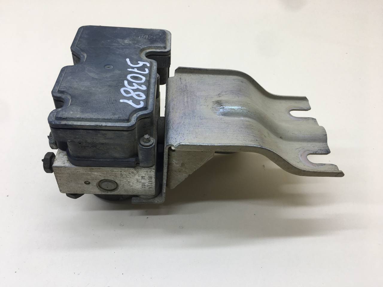 Блок ABS (насос) Lada Granta 2011>