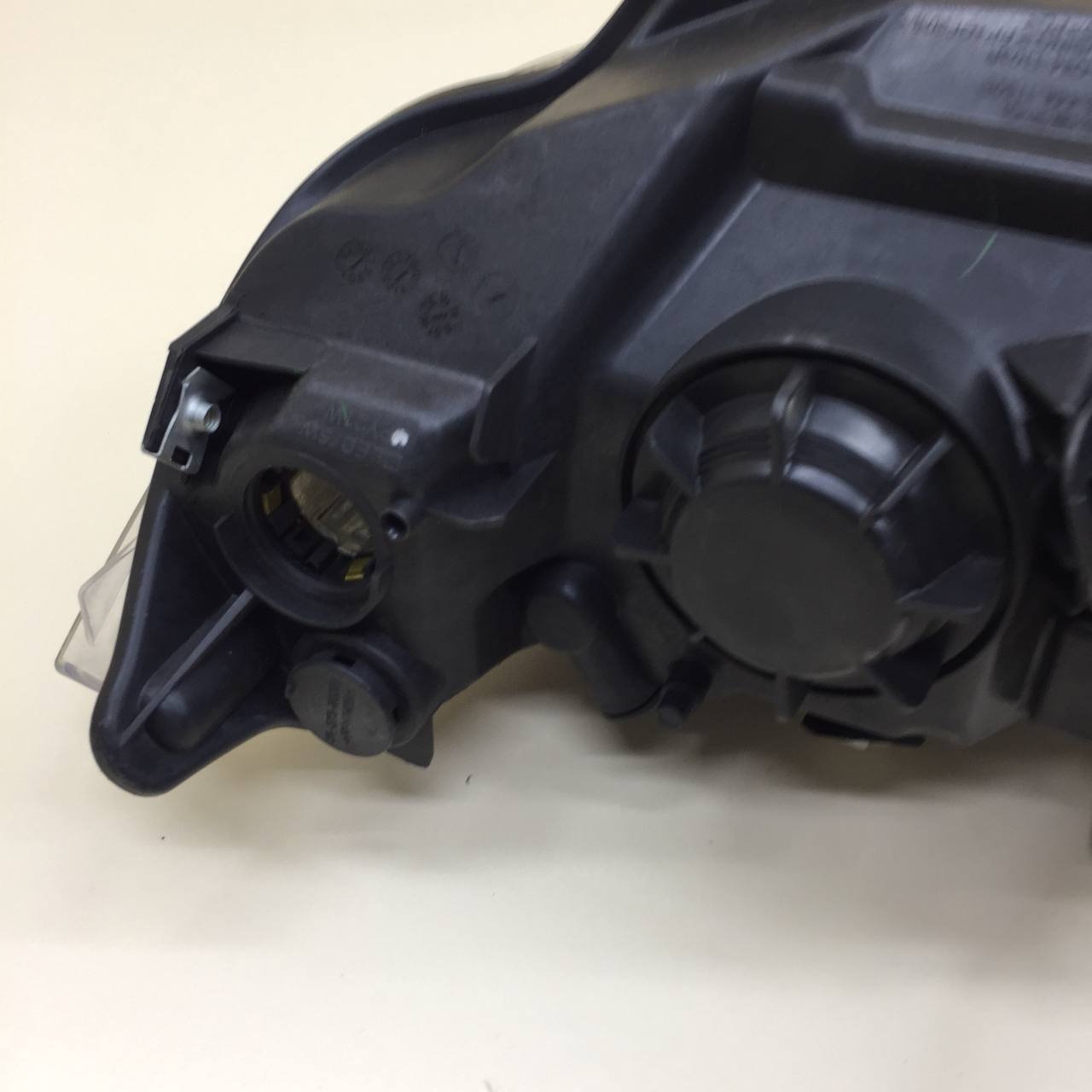 Фара правая BMW 3-series E90/E91 2005-2011 Фара правая BMW 3-series E90/E91 2005-2011