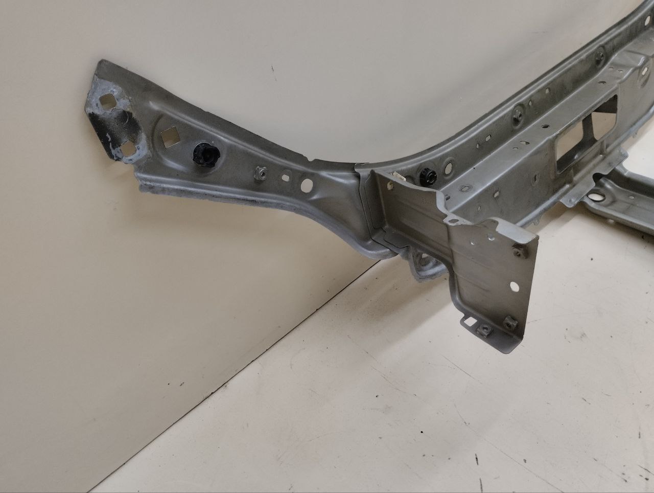 Панель передняя Renault Sandero Stepway (5S) 2014-2022 Панель передняя Renault Sandero Stepway (5S) 2014-2022