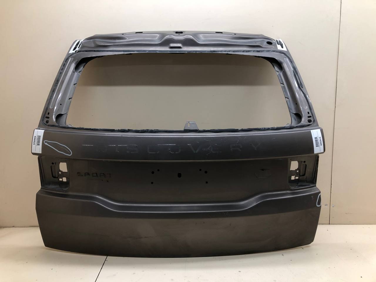 Крышка багажника Land Rover Discovery Sport 2014>