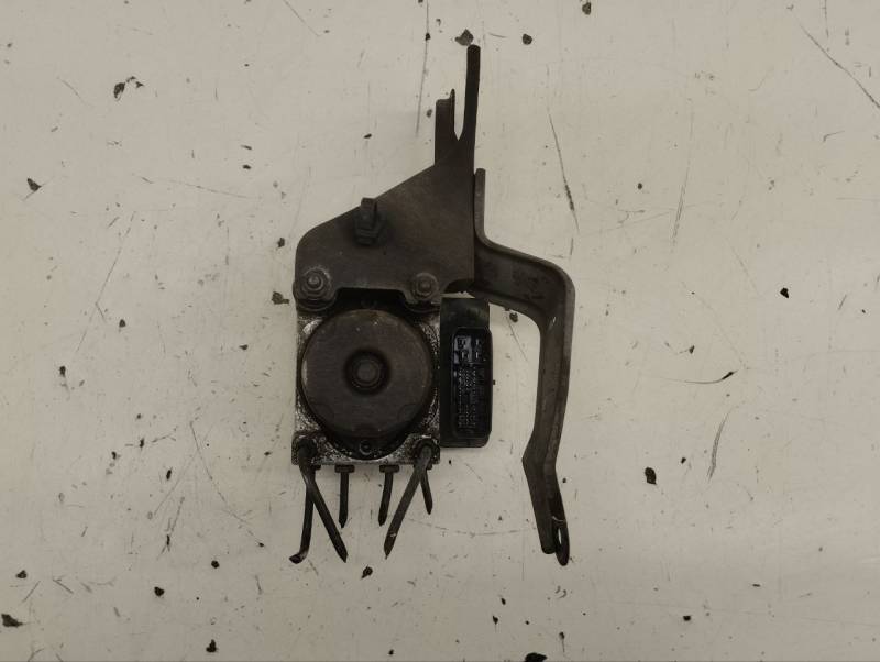 Блок ABS (насос) Mitsubishi Lancer 9 (CS/Classic) 2000-2011 Блок ABS (насос) Mitsubishi Lancer 9 (CS/Classic) 2000-2011