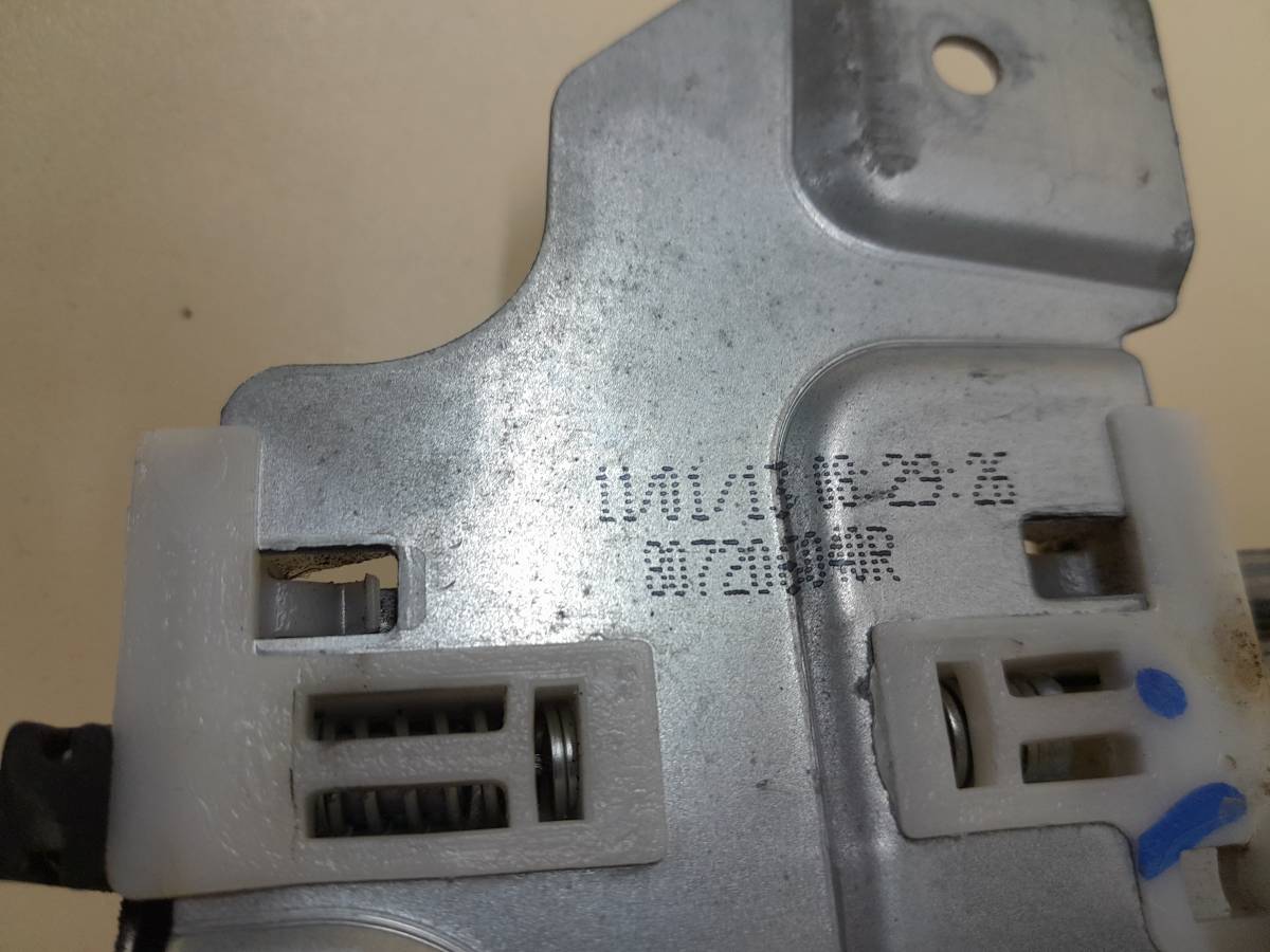 Стеклоподъемник электр. передний левый Renault Sandero 2009-2014