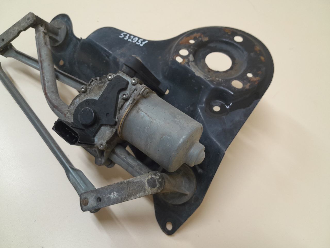 Трапеция стеклоочистителей Ford Fiesta (MK5) 2002-2008