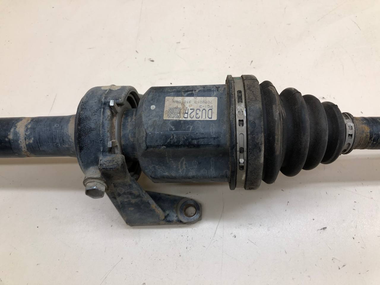 Полуось передняя правая Toyota Rav 4 (XA40) 2013-2019