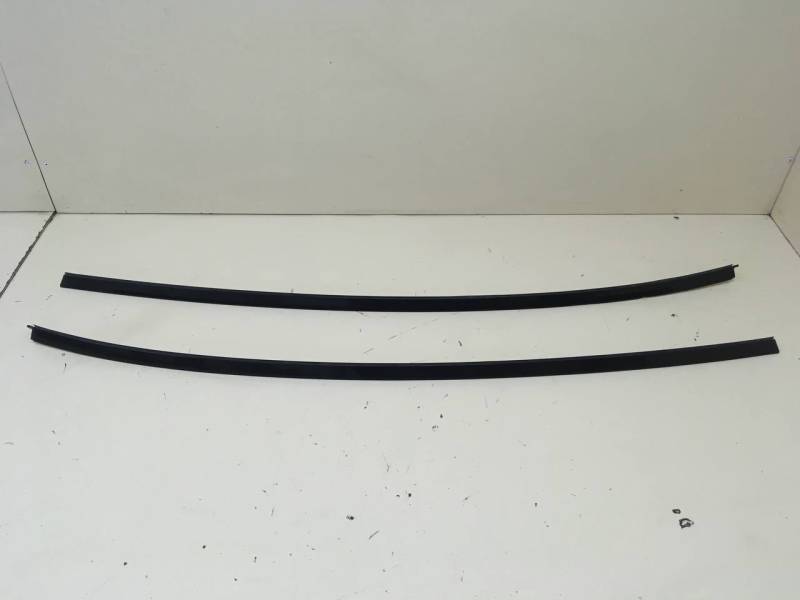Молдинг Jaguar XE (760) 2014-2021 Молдинг Jaguar XE (760) 2014-2021
