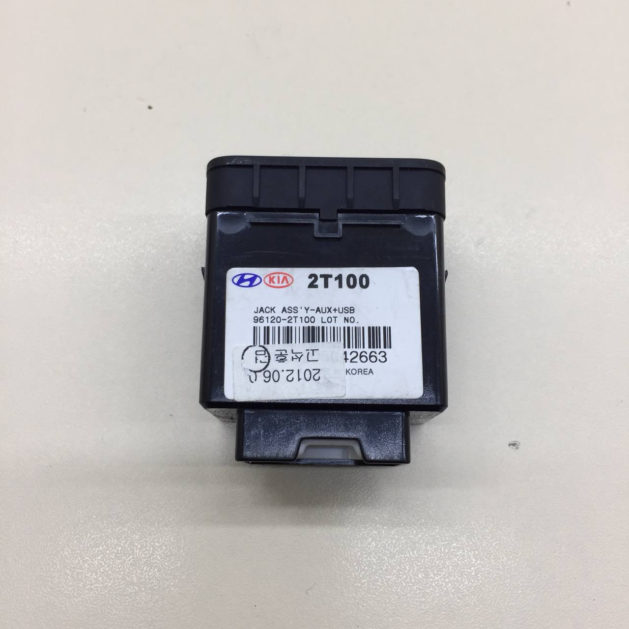 Разъем (USB AUX) Kia Optima 3 (TF) 2010-2015