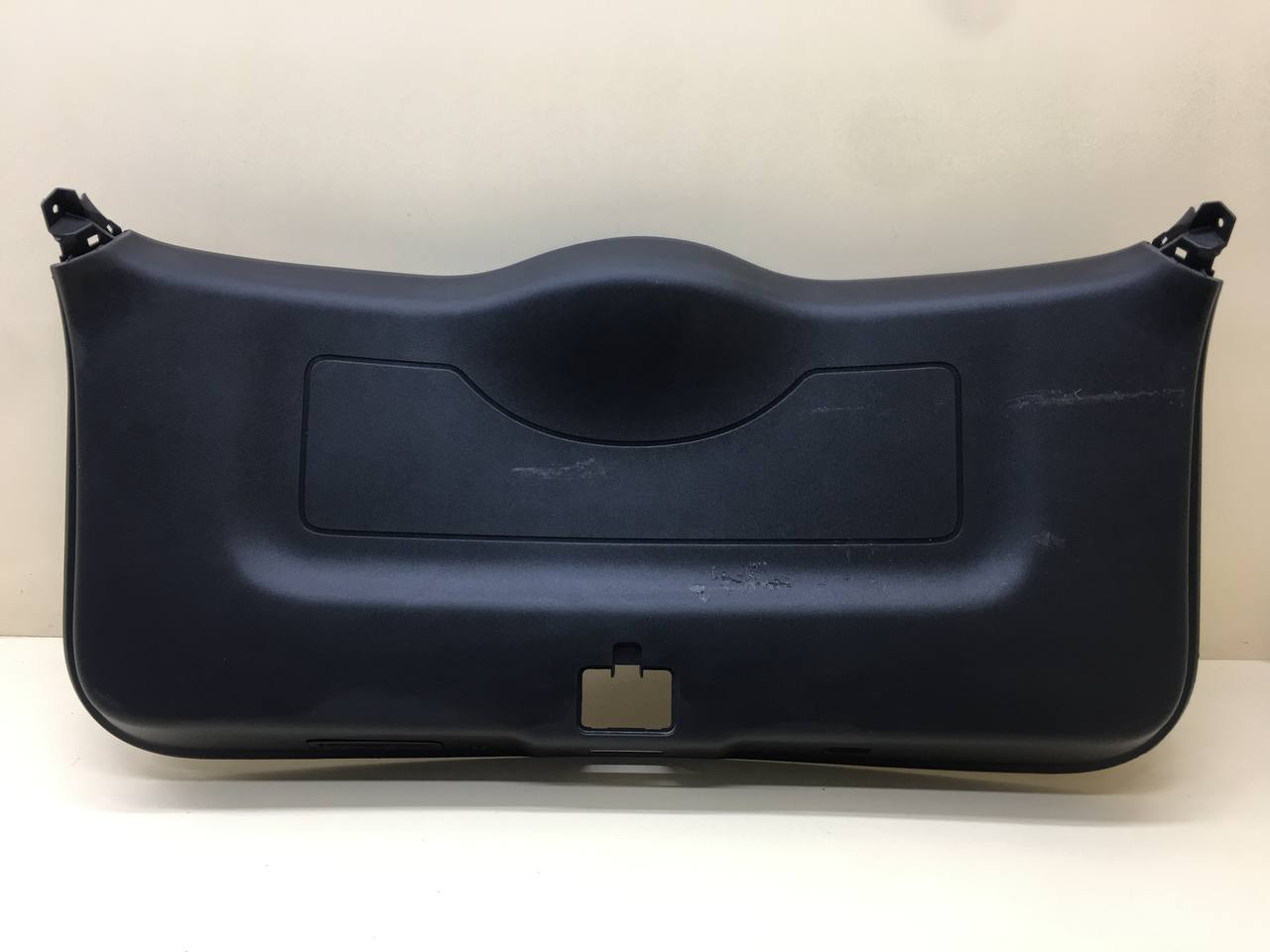 Обшивка двери багажника Changan UNI-K 2020>