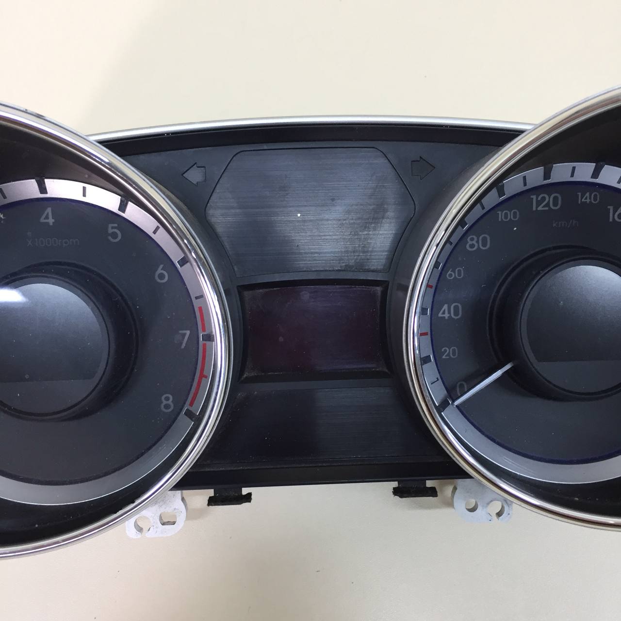Панель приборов Hyundai Sonata 6 (YF) 2010-2014 Панель приборов Hyundai Sonata 6 (YF) 2010-2014