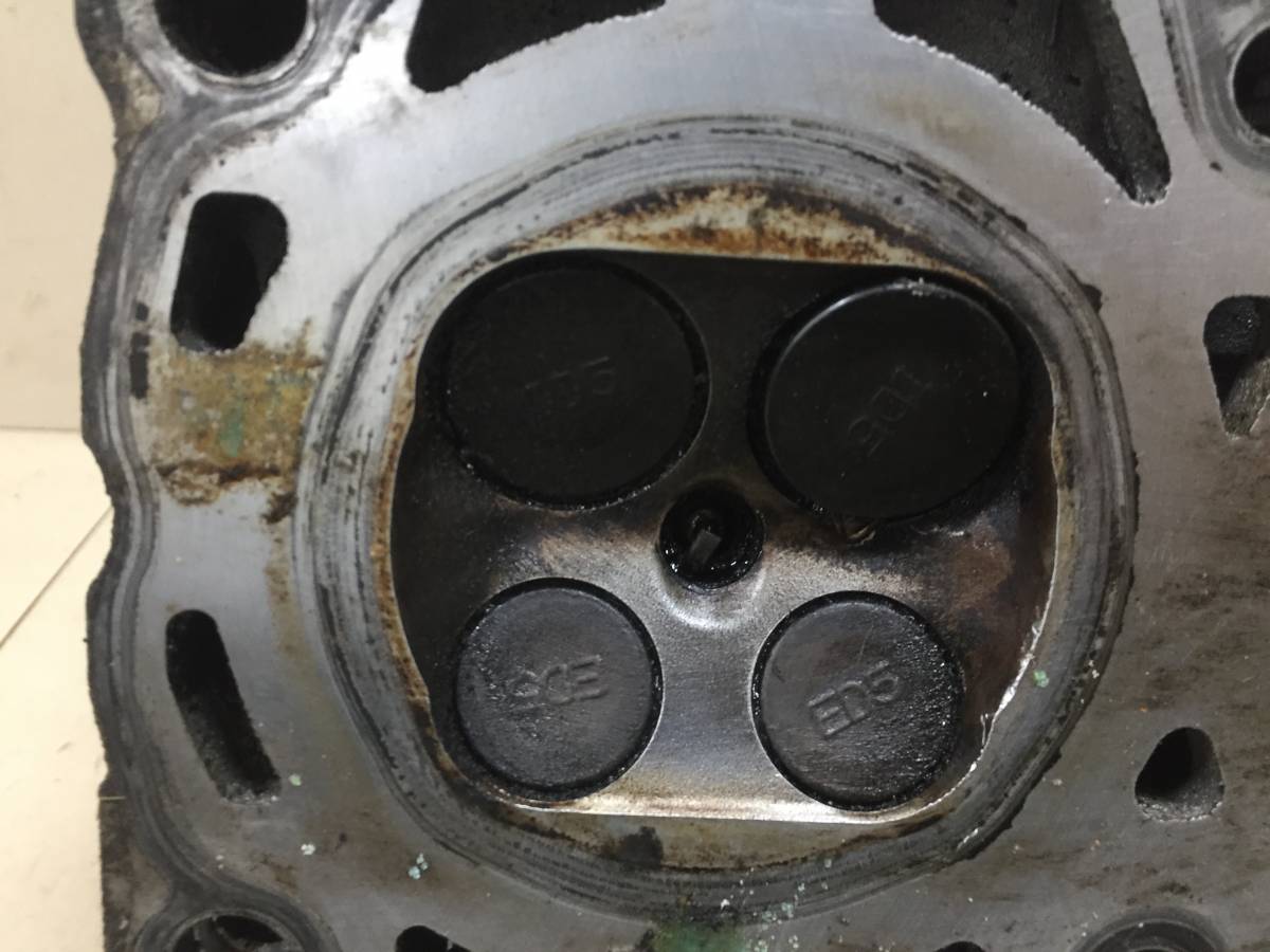 Головка блока цилиндров Subaru Impreza (G10) 1996-2000