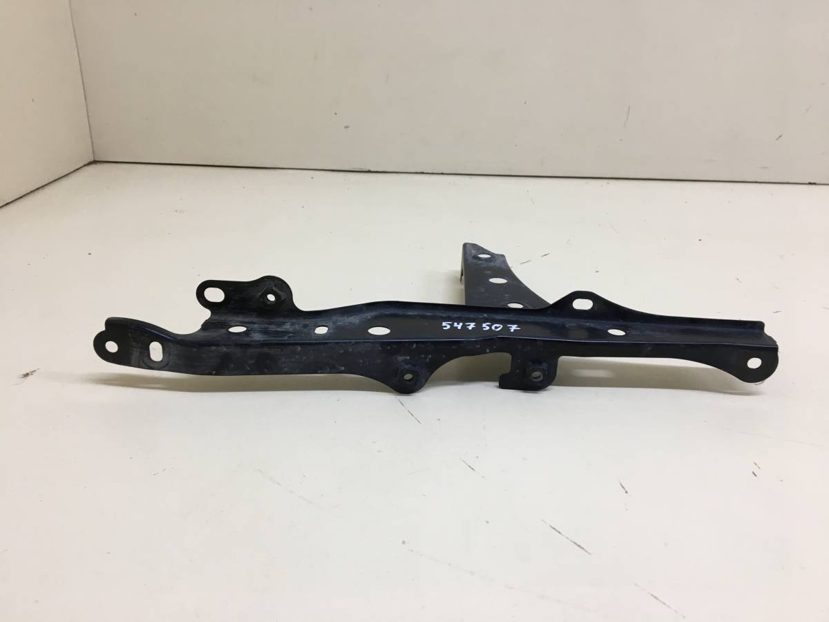 Кронштейн замка капота Lexus GX460 2009-2022
