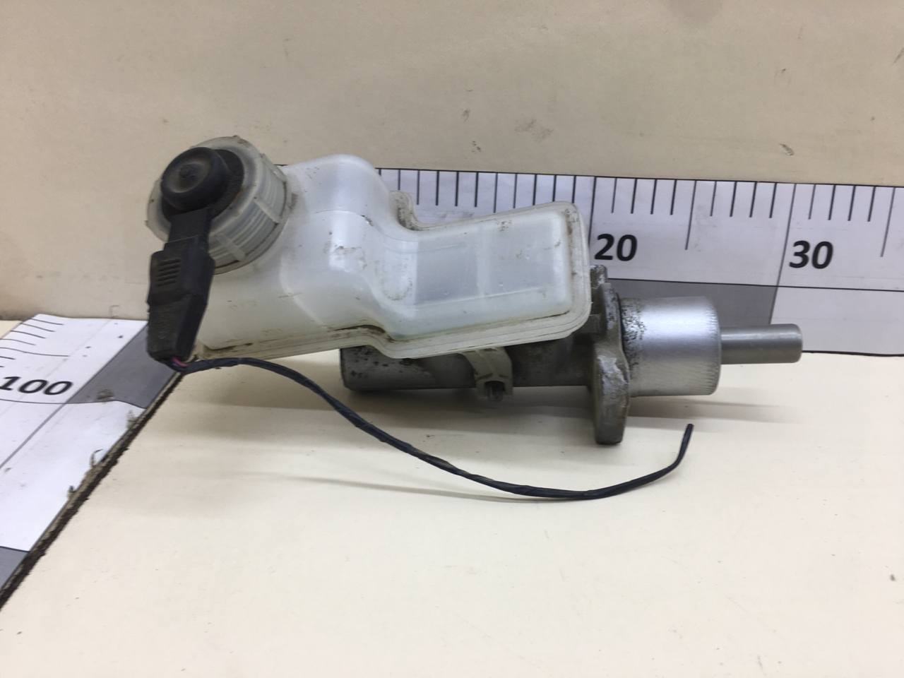 Цилиндр тормозной главный Lada Granta 2011>