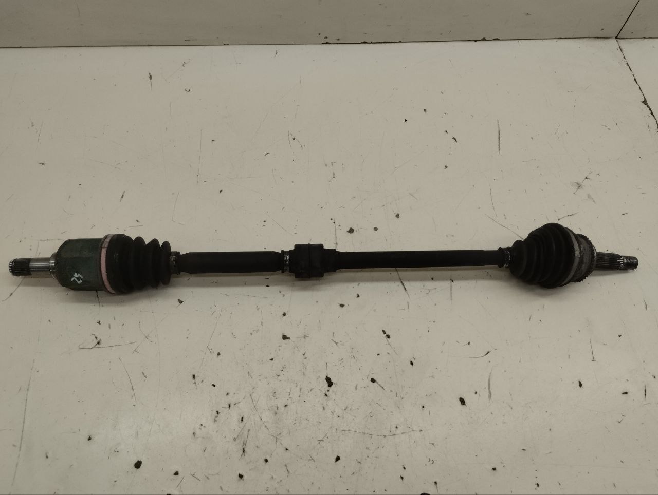 Полуось передняя правая Mitsubishi Lancer 9 (CS/Classic) 2000-2011 Полуось передняя правая Mitsubishi Lancer 9 (CS/Classic) 2000-2011